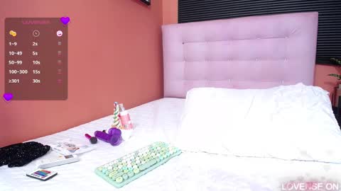 Veronica online show from 03/10/25, 09:51