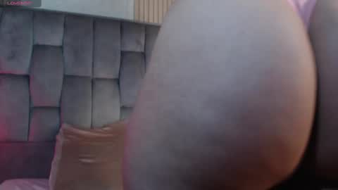 Snapshot of veronica_saenzz1 chatting on 03/02/25, 12:20 Vero online show from 03/02/25, 12:20