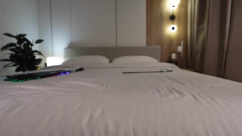 Snapshot of veronica_sland chatting on 12/13/25, 07:53 Veronica online show from 12/13/25, 07:53