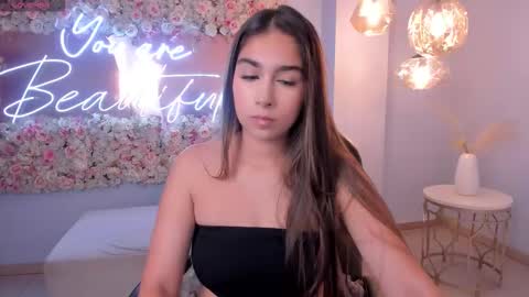 Snapshot of veronicablue1 chatting on 03/17/26, 09:56 Vero online show from 03/17/26, 09:56