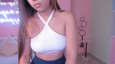Snapshot of veronicablue1 chatting on 05/27/26, 09:28 Vero online show from 05/27/26, 09:28