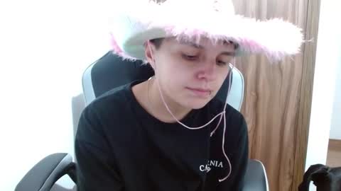 Veronica Clark online show from 12/20/24, 02:52