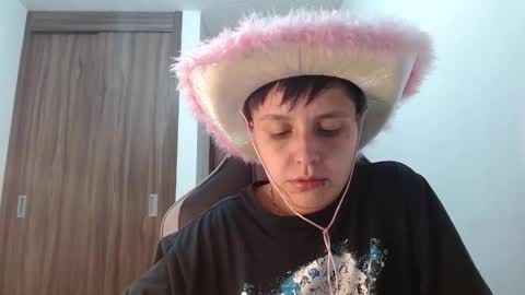 Snapshot of veronicaelite16 chatting on 11/21/25, 04:00 Veronica Clark online show from 11/21/25, 04:00