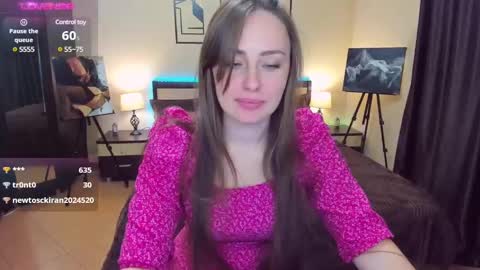 Snapshot of veronicafreman chatting on 12/16/24, 01:11 Veronica online show from 12/16/24, 01:11