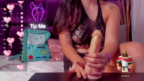 Veronica Gills online show from 01/14/25, 02:22