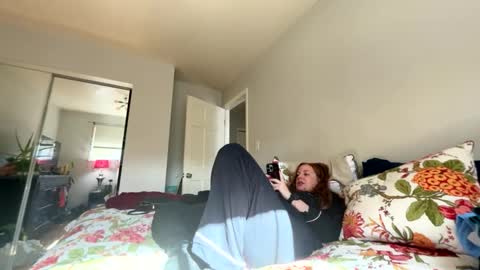 Snapshot of veronicalake chatting on 10/23/25, 08:29 Veronica Lake online show from 10/23/25, 08:29