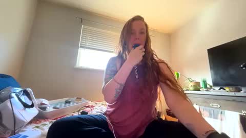 Snapshot of veronicalake chatting on 11/04/25, 04:50 Veronica Lake online show from 11/04/25, 04:50