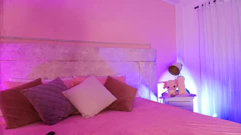 Snapshot of veronicamartin_ chatting on 01/29/25, 08:35 Vero online show from 01/29/25, 08:35