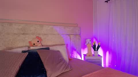 Snapshot of veronicamartin_ chatting on 03/11/25, 12:39 Vero online show from 03/11/25, 12:39