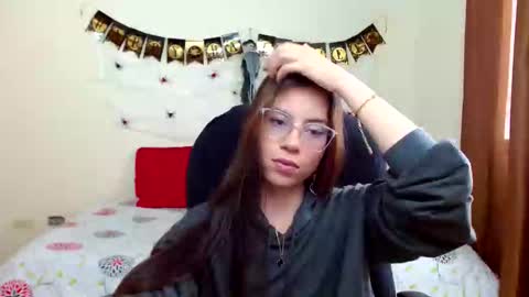 Veronica Miller online show from 10/08/25, 08:50