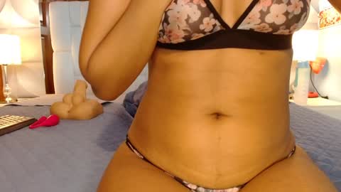 Veronica Robles online show from 12/19/24, 07:51