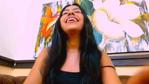 Veronica Robles online show from 11/12/25, 08:30