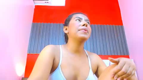 Snapshot of veronicarobles chatting on 07/07/26, 06:34 Veronica Robles online show from 07/07/26, 06:34
