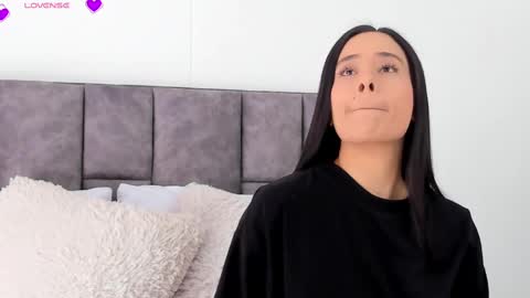 VeronicaTonu online show from 03/01/25, 06:54