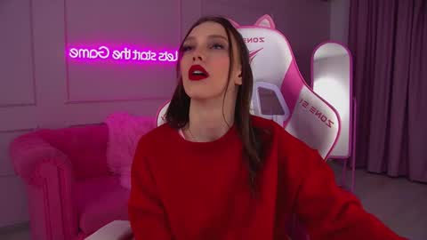 Snapshot of veronicavance chatting on 11/27/25, 06:43 Veronica online show from 11/27/25, 06:43