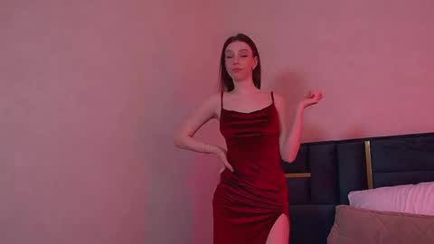 Snapshot of veronicavance chatting on 03/05/26, 06:48 Veronica online show from 03/05/26, 06:48