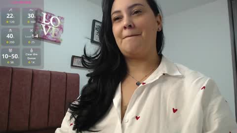 Snapshot of veroniicabbw_ chatting on 04/07/26, 12:38 veroniicabbw_ online show from 04/07/26, 12:38