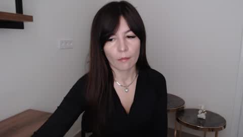 Snapshot of veronik_shy chatting on 11/17/25, 08:31 veronik_shy online show from 11/17/25, 08:31