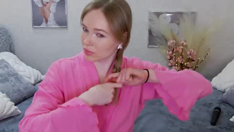 Veronika online show from 02/19/25, 12:35