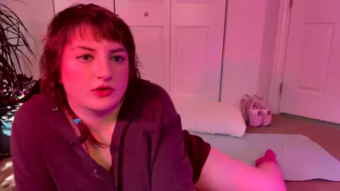 Snapshot of veroticamars chatting on 12/20/25, 04:14 Veronica online show from 12/20/25, 04:14