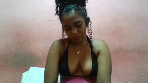 verronique1511 online show from 02/07/25, 04:06