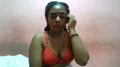 verronique1511 online show from 02/10/25, 05:36