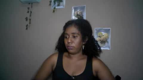 Snapshot of verronique1511 chatting on 04/20/26, 03:48 verronique1511 online show from 04/20/26, 03:48
