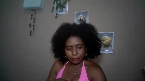 Snapshot of verronique1511 chatting on 04/24/26, 04:20 verronique1511 online show from 04/24/26, 04:20