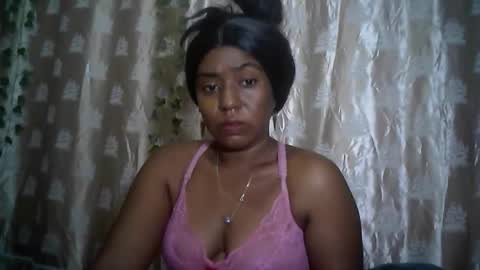 Snapshot of verronique1511 chatting on 05/30/26, 05:26 verronique1511 online show from 05/30/26, 05:26