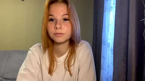 Snapshot of vertiegartrell chatting on 07/07/26, 06:47 Lina online show from 07/07/26, 06:47