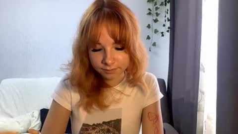 Snapshot of vertiegartrell chatting on 07/28/26, 01:45 Lina online show from 07/28/26, 01:45