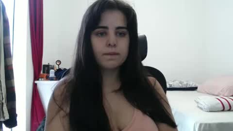 Snapshot of veruca99 chatting on 04/10/26, 05:06 veruca99 online show from 04/10/26, 05:06