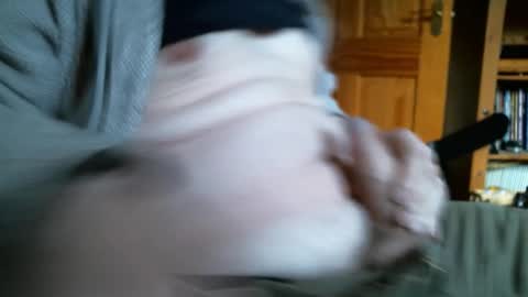 Mark online show from 11/02/25, 04:09