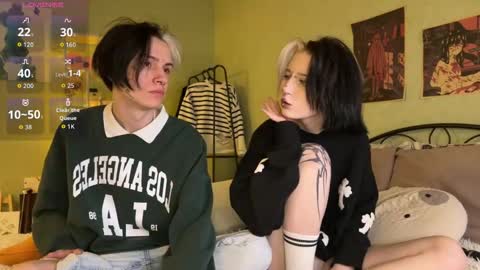 veryraretwins online show from 10/12/25, 11:15