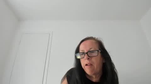 verysassypeachgoddess online show from 05/03/26, 01:17