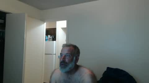 Snapshot of veryveryhairmanindenver chatting on 11/08/25, 01:06 hairy man online show from 11/08/25, 01:06