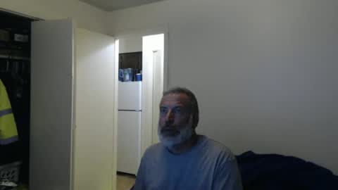 Snapshot of veryveryhairmanindenver chatting on 01/10/26, 01:07 hairy man online show from 01/10/26, 01:07