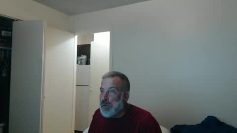 Snapshot of veryveryhairmanindenver chatting on 02/04/26, 01:00 hairy man online show from 02/04/26, 01:00