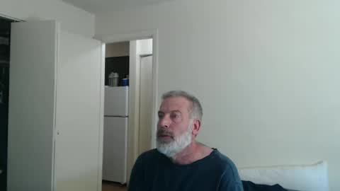 Snapshot of veryveryhairmanindenver chatting on 02/08/26, 10:02 hairy man online show from 02/08/26, 10:02