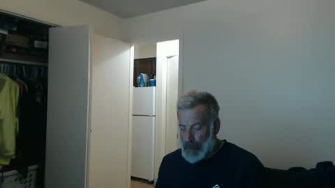 Snapshot of veryveryhairmanindenver chatting on 02/24/26, 12:52 hairy man online show from 02/24/26, 12:52