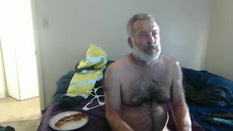 Snapshot of veryveryhairmanindenver chatting on 03/19/26, 12:03 hairy man online show from 03/19/26, 12:03