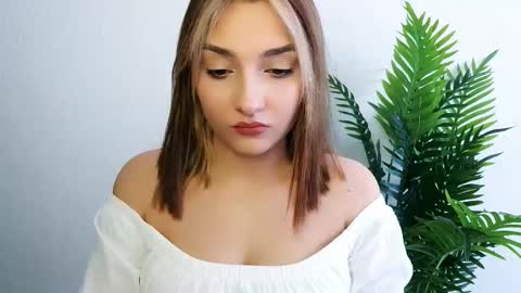 Ana online show from 02/19/26, 01:29