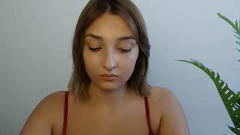 Snapshot of veryveryshygirl chatting on 07/01/26, 11:45 Ana online show from 07/01/26, 11:45