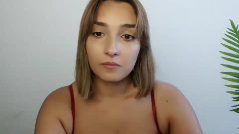 Snapshot of veryveryshygirl chatting on 07/19/26, 11:03 Ana online show from 07/19/26, 11:03