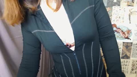 veryveryvery_shy online show from 12/19/24, 06:45