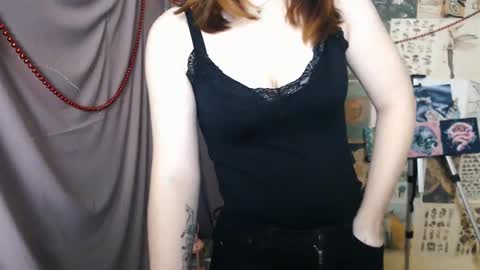 veryveryvery_shy online show from 12/24/24, 06:33