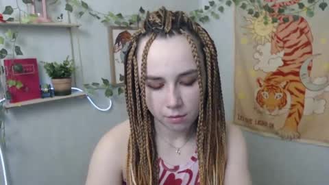 veryveryvery_shy online show from 05/04/26, 05:25