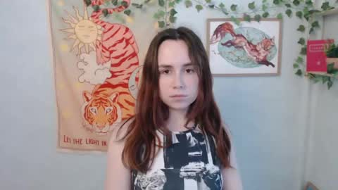 veryveryvery_shy online show from 05/16/26, 10:36