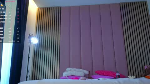 Vesia Sentiri online show from 05/26/26, 07:37