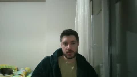 Snapshot of vesikalik2 chatting on 12/19/24, 10:53 vesikalik2 online show from 12/19/24, 10:53